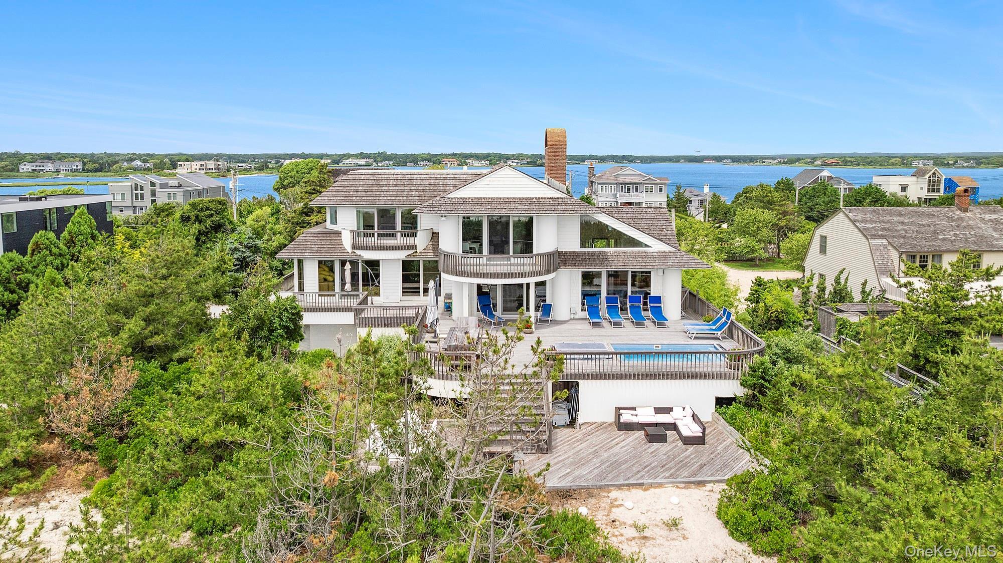 Single Family Dune Suffolk County, NY 11978, MLS-879357-21