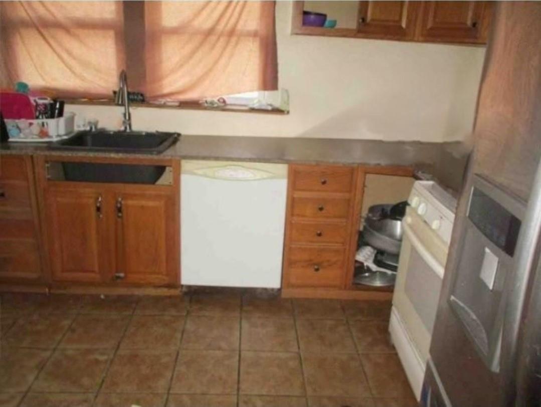 Single Family Fife  Suffolk County, NY 11727, MLS-879362-4