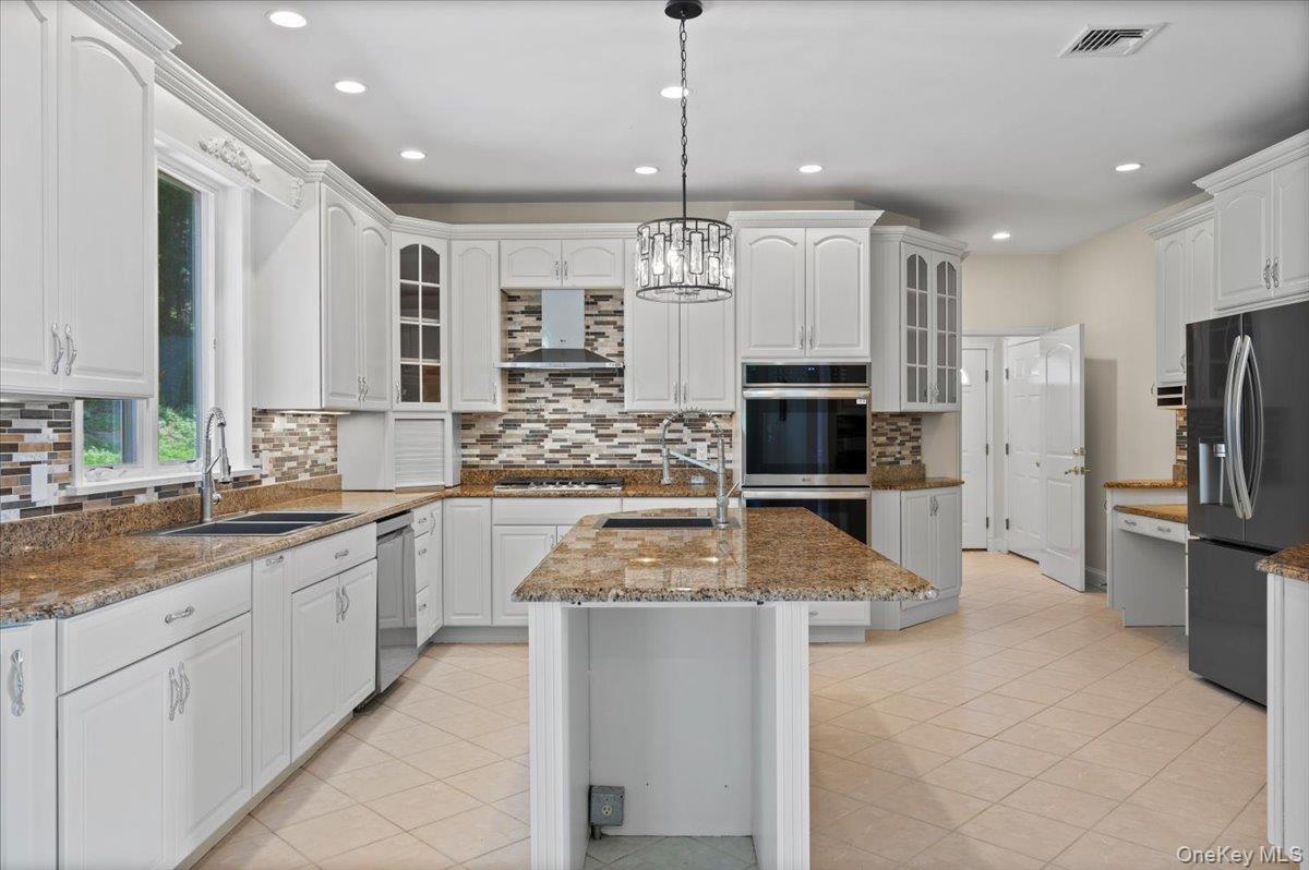 Single Family Gualtiere Westchester County, NY 10562, MLS-879380-12