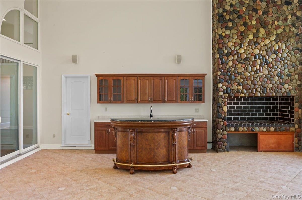 Single Family Gualtiere Westchester County, NY 10562, MLS-879380-17