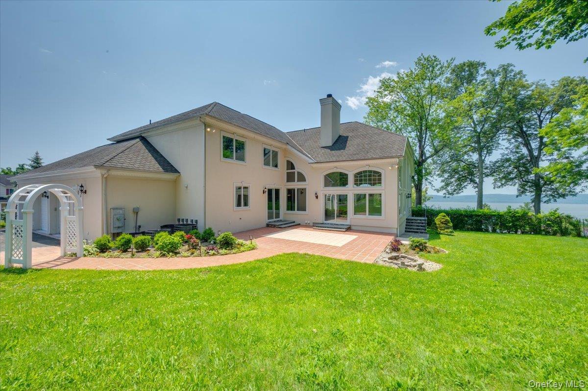 Single Family Gualtiere Westchester County, NY 10562, MLS-879380-2