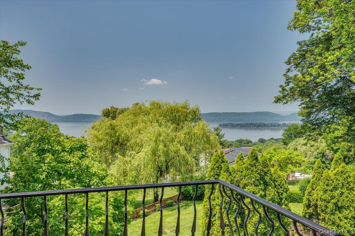 Single Family Gualtiere Westchester County, NY 10562, MLS-879380-30