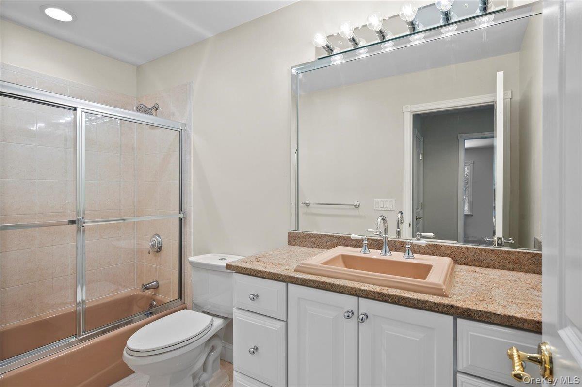 Single Family Gualtiere Westchester County, NY 10562, MLS-879380-37