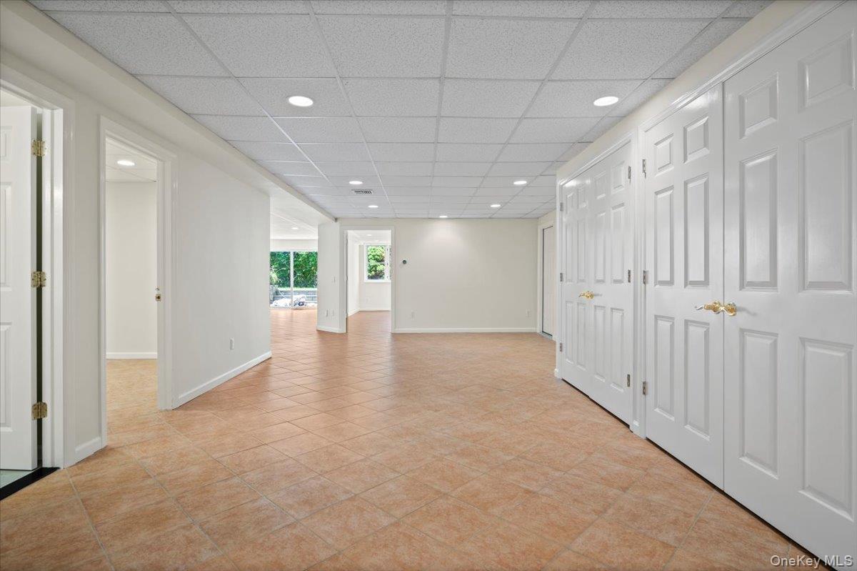 Single Family Gualtiere Westchester County, NY 10562, MLS-879380-44