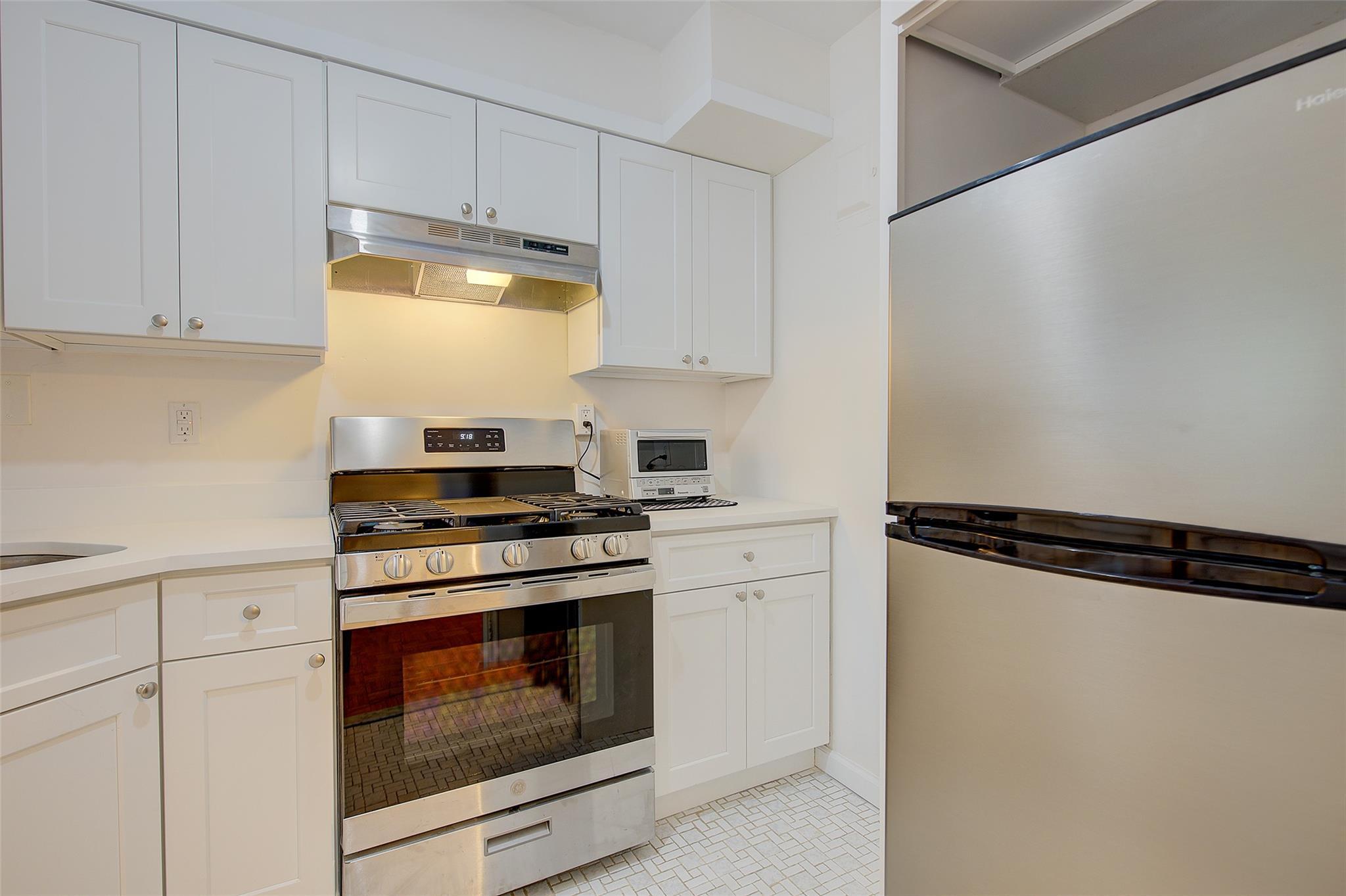Coop 85  Queens, NY 11372, MLS-879385-12