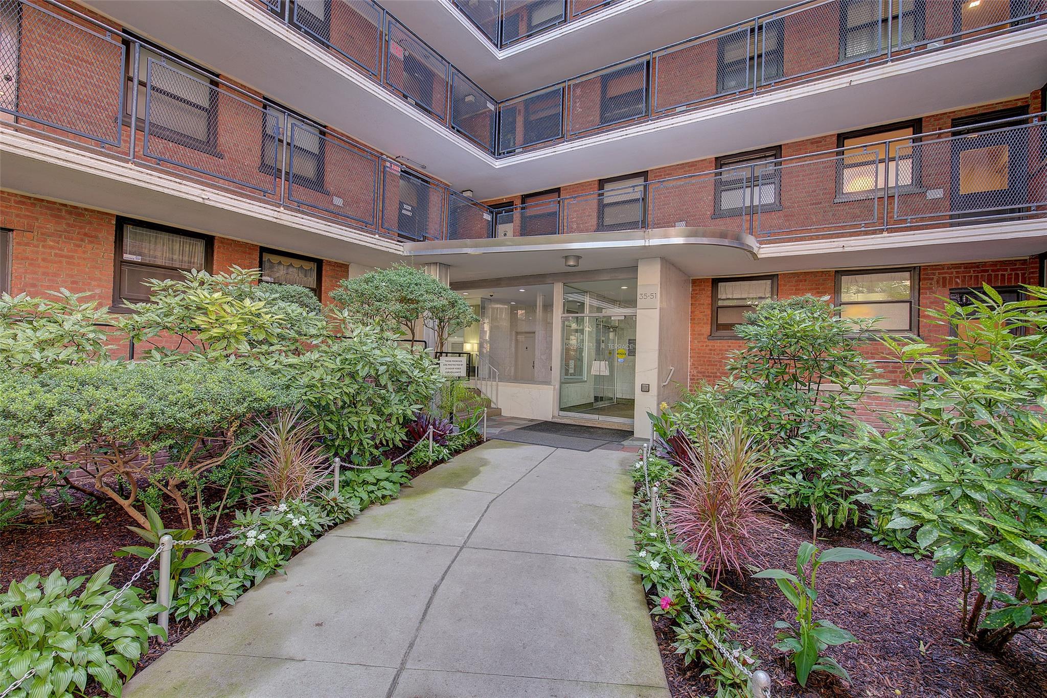 Coop 85  Queens, NY 11372, MLS-879385-2