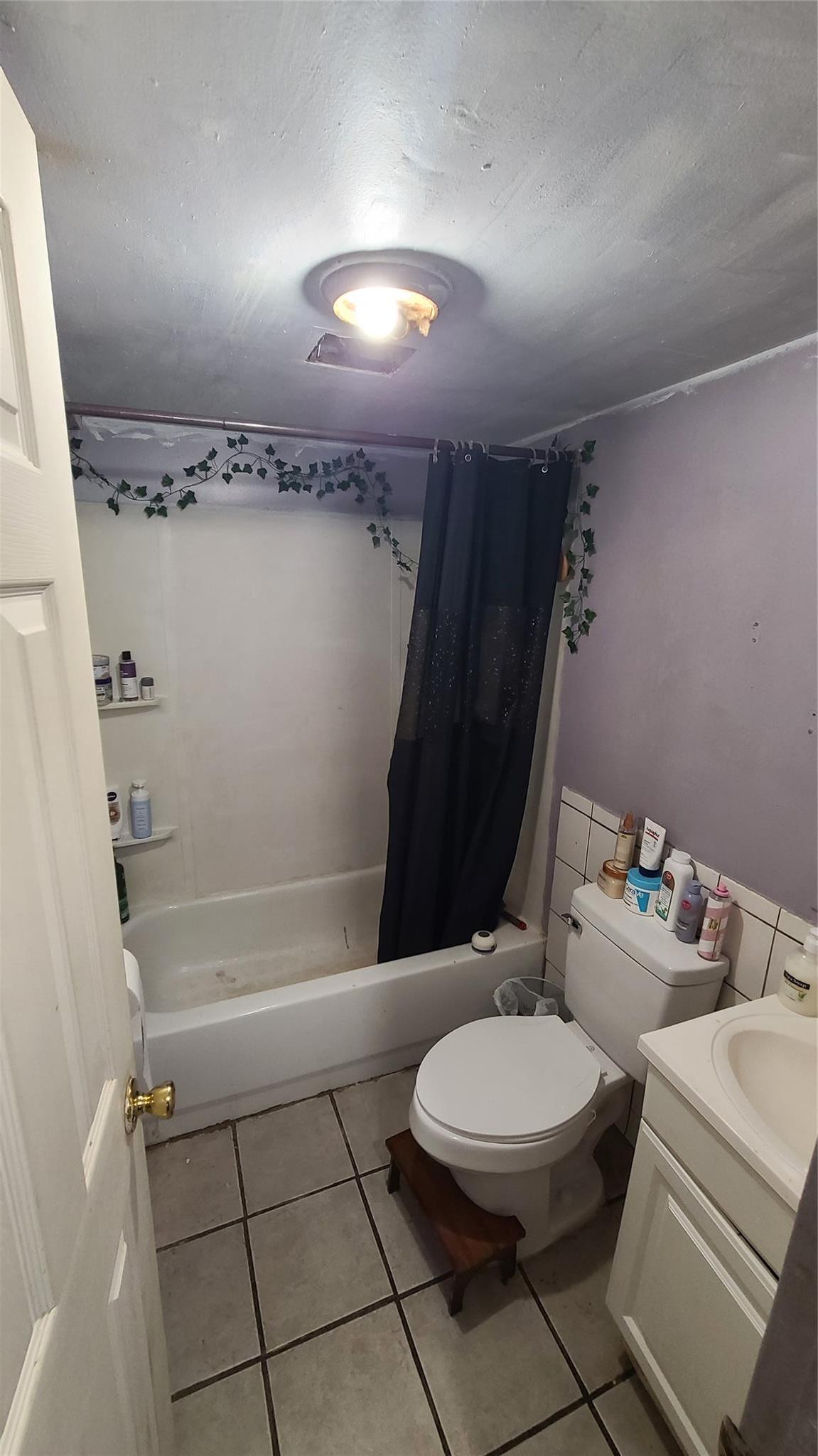 Single Family Claywood  Suffolk County, NY 11717, MLS-879393-15