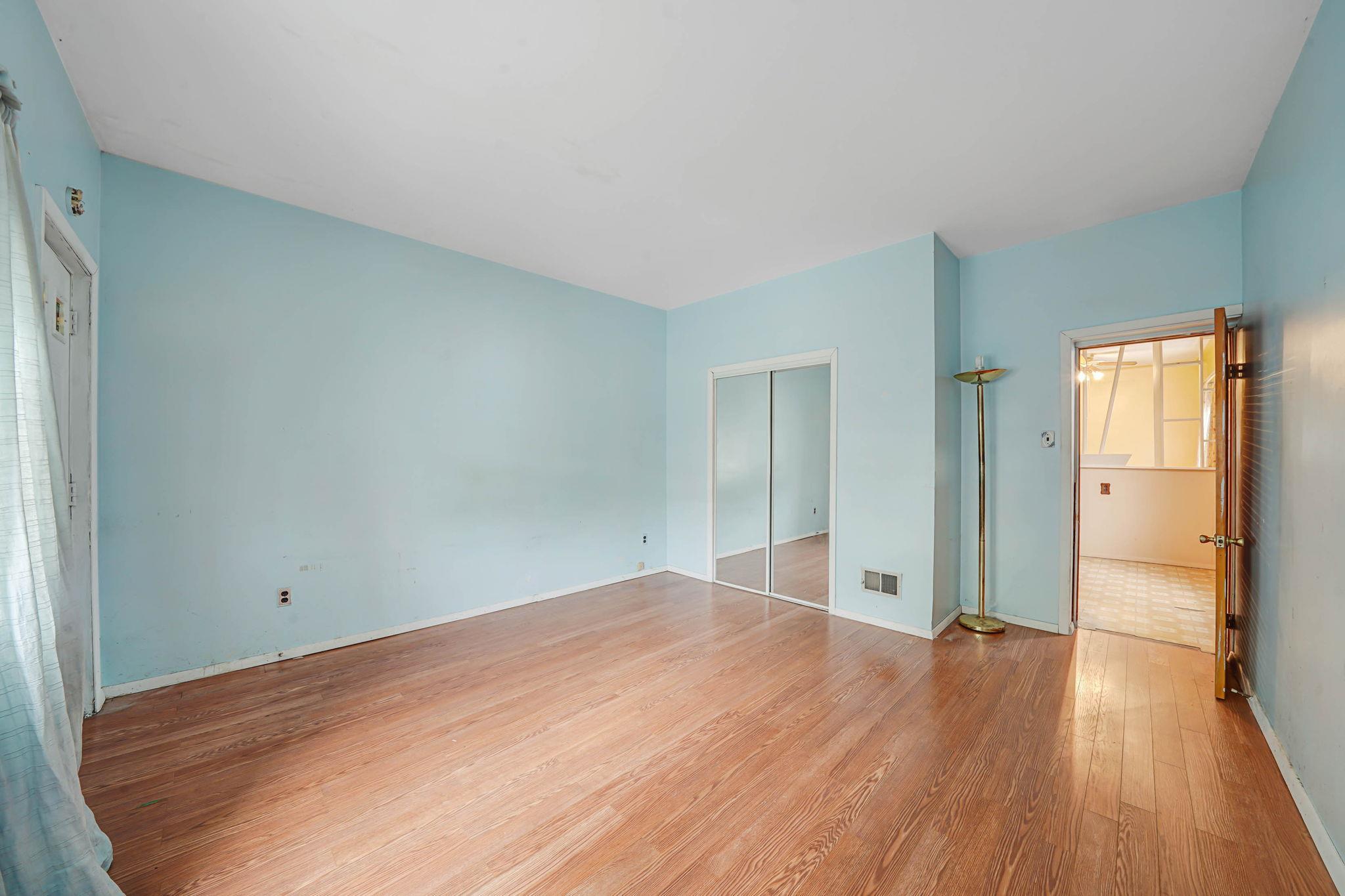Single Family 130  Queens, NY 11415, MLS-879396-13