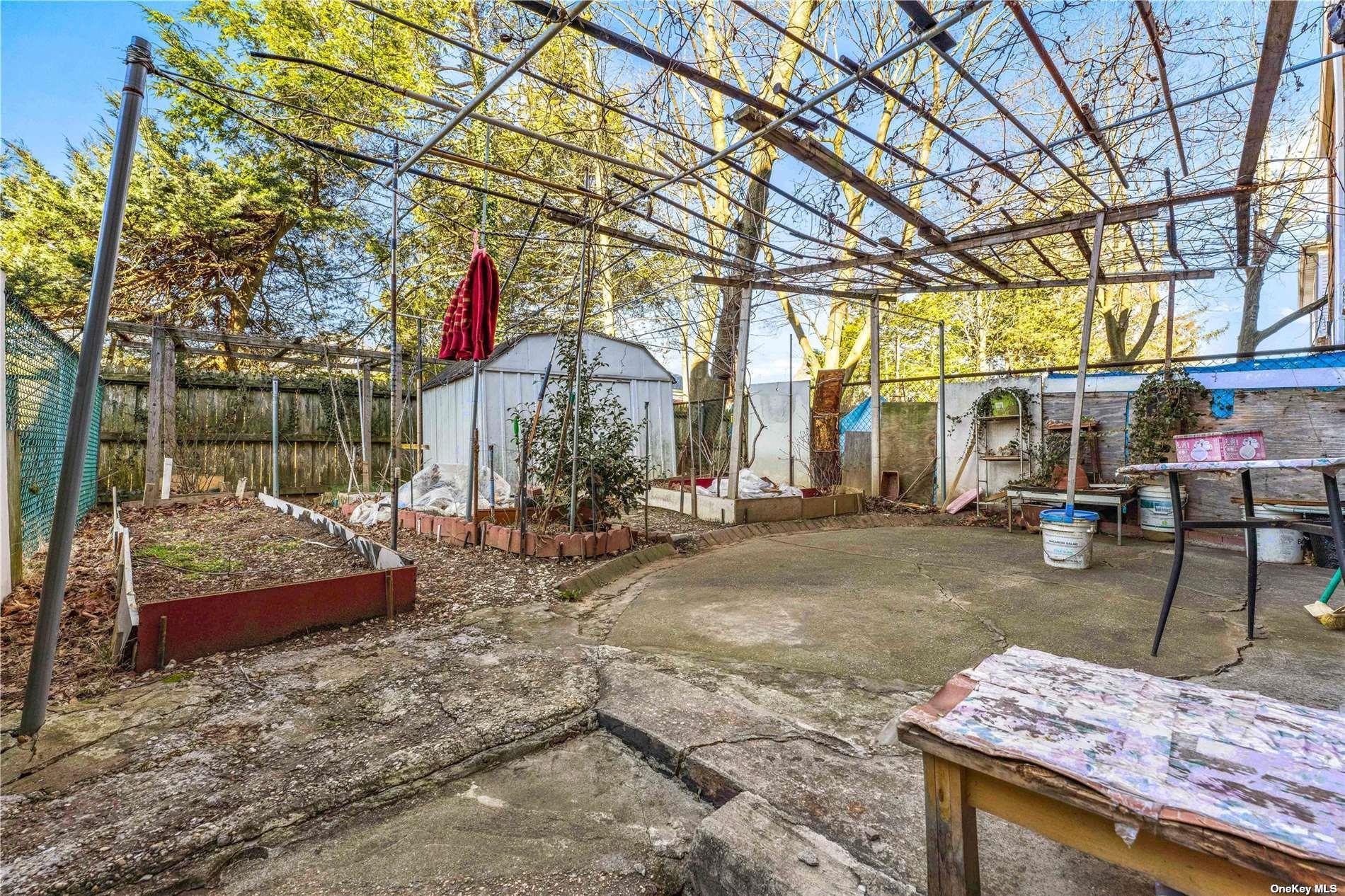 Single Family 220th  Queens, NY 11361, MLS-879466-22