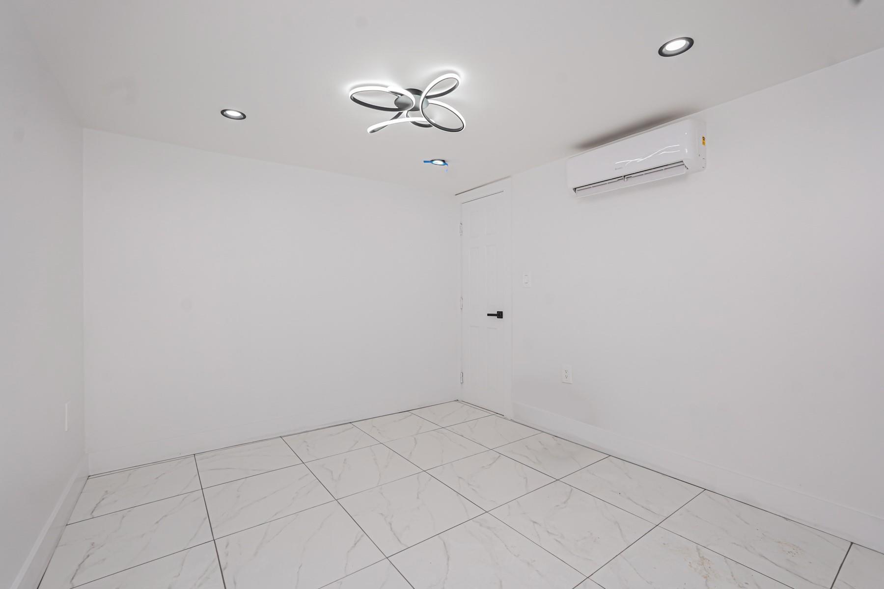 Single Family 83rd  Brooklyn, NY 11236, MLS-879467-13