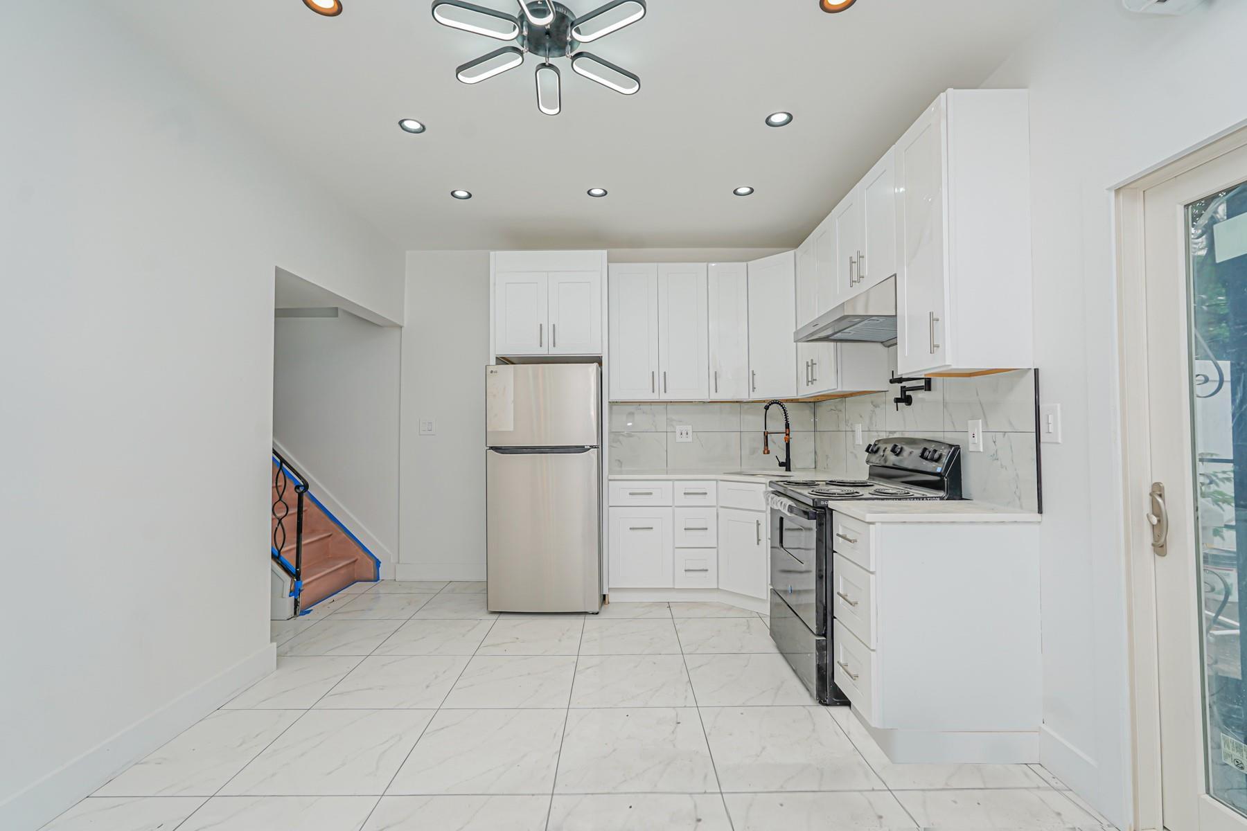 Single Family 83rd  Brooklyn, NY 11236, MLS-879467-16