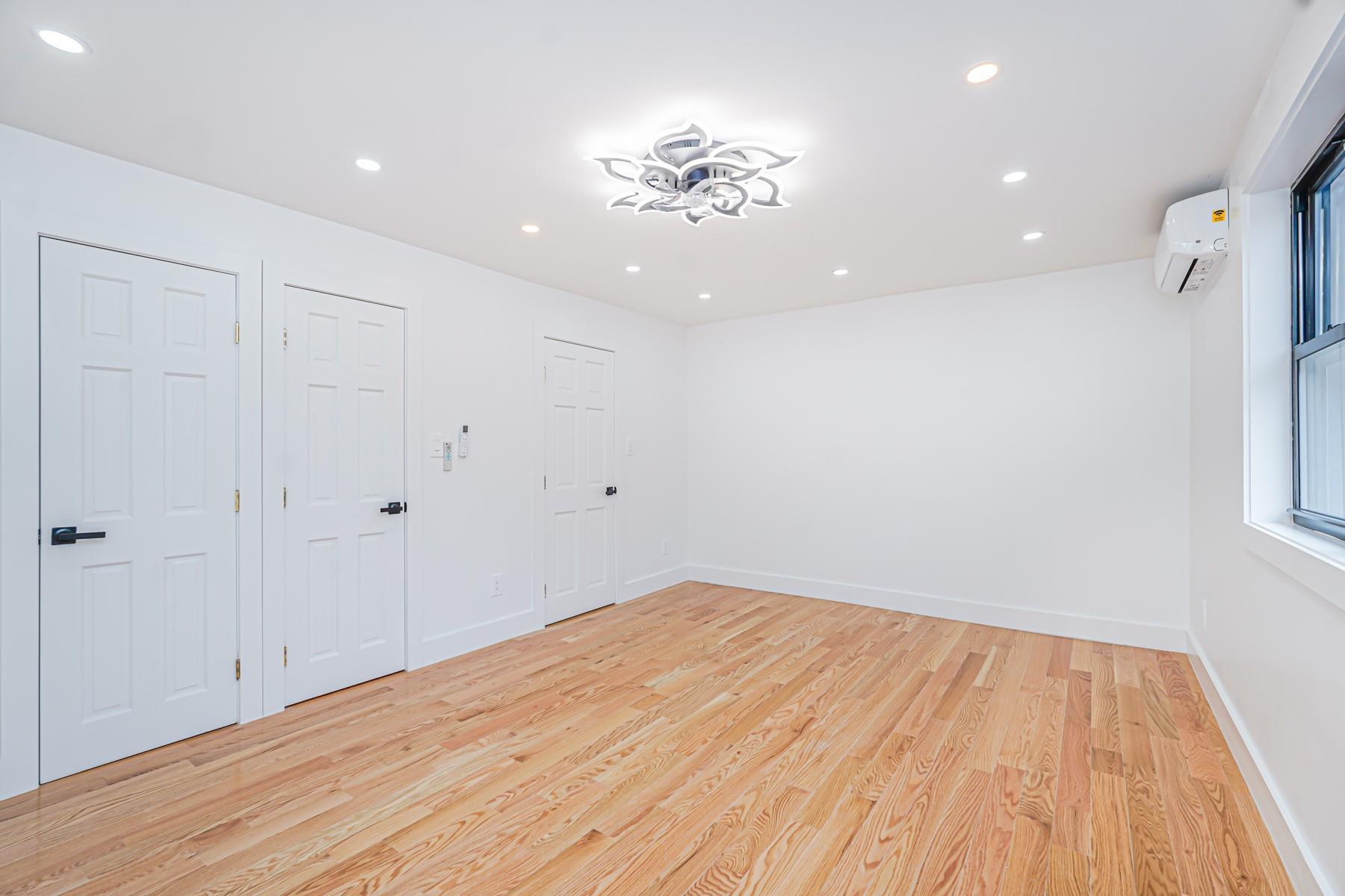 Single Family 83rd  Brooklyn, NY 11236, MLS-879467-9