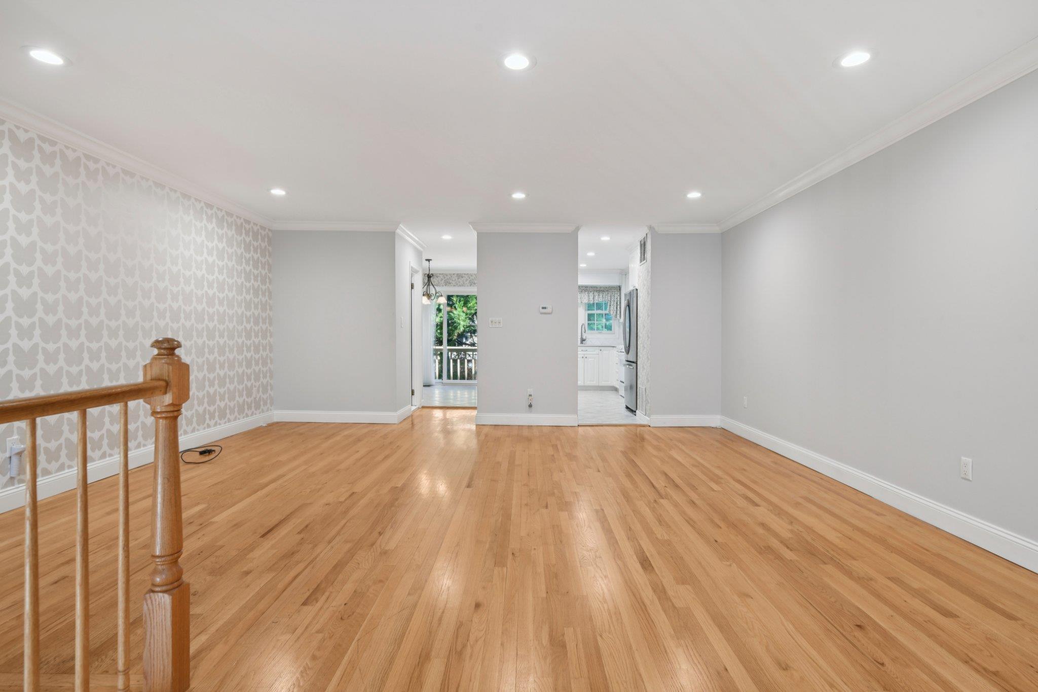Condo Marjorie  Nassau County, NY 11030, MLS-879495-21