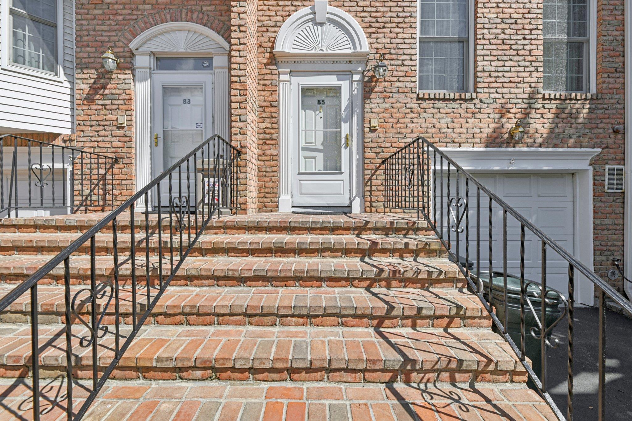 Condo Marjorie  Nassau County, NY 11030, MLS-879495-3