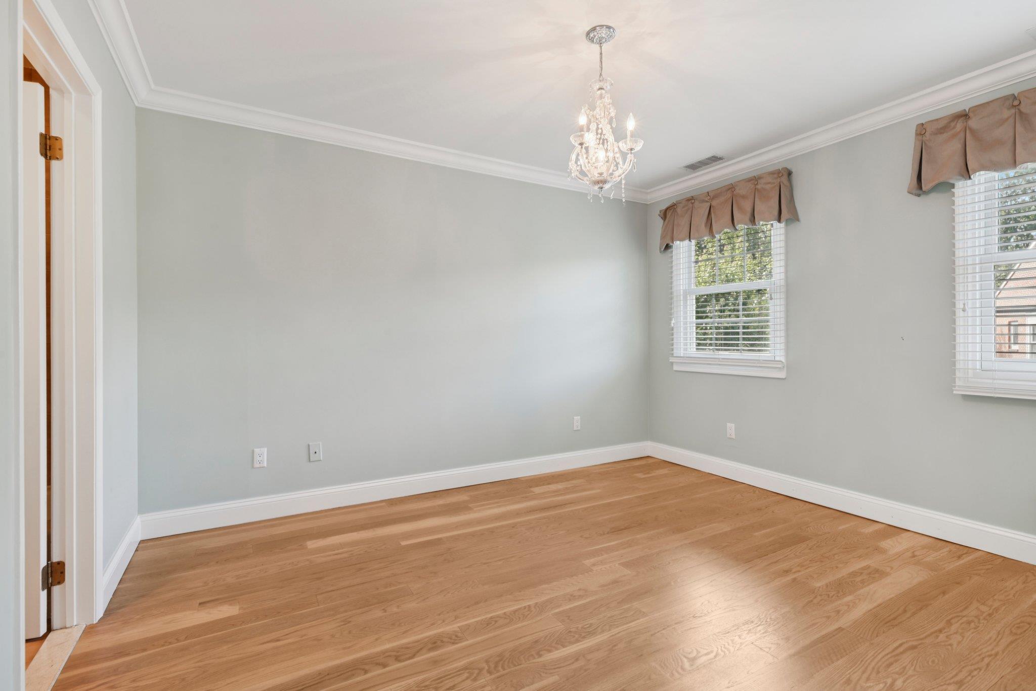 Condo Marjorie  Nassau County, NY 11030, MLS-879495-8