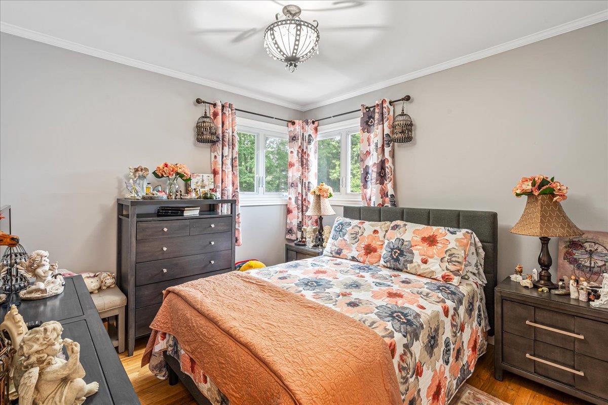 Single Family Grand Central  Queens, NY 11362, MLS-879501-17