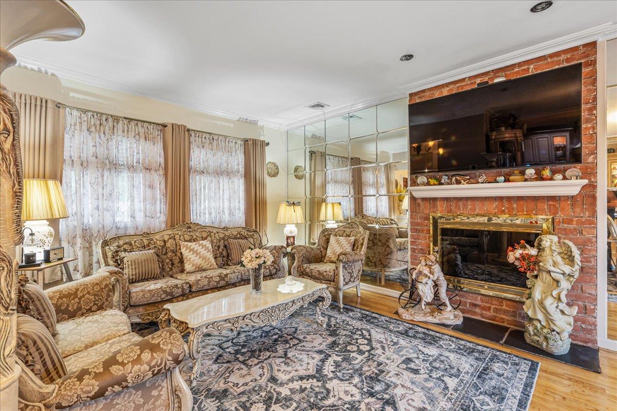 Single Family Grand Central  Queens, NY 11362, MLS-879501-6