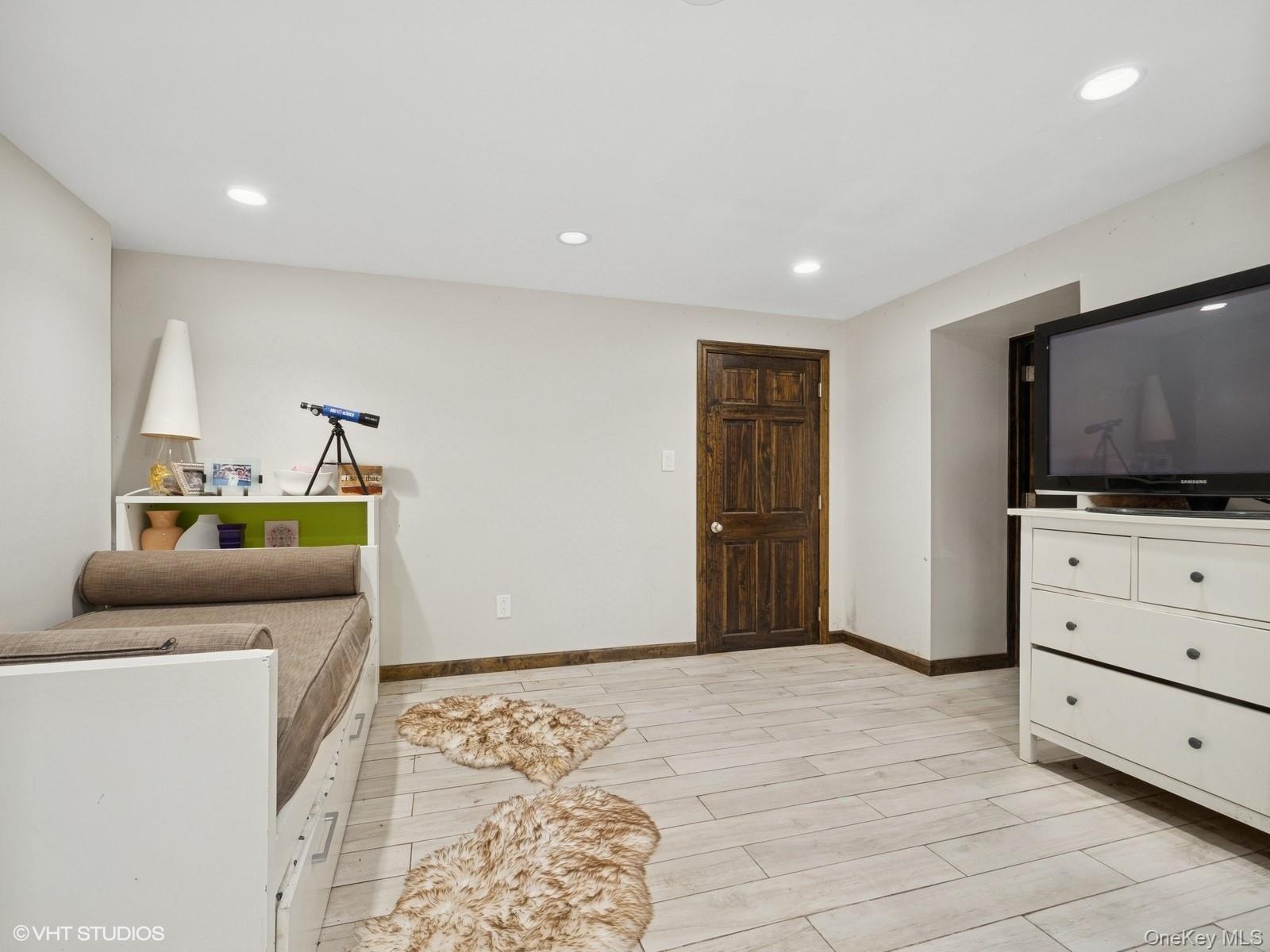 Single Family Elmwood Westchester County, NY 10590, MLS-879514-22