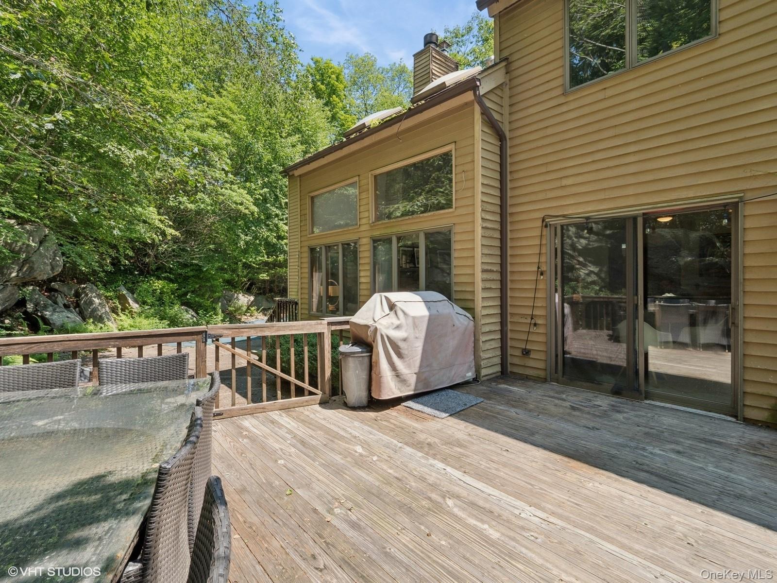 Single Family Elmwood Westchester County, NY 10590, MLS-879514-27