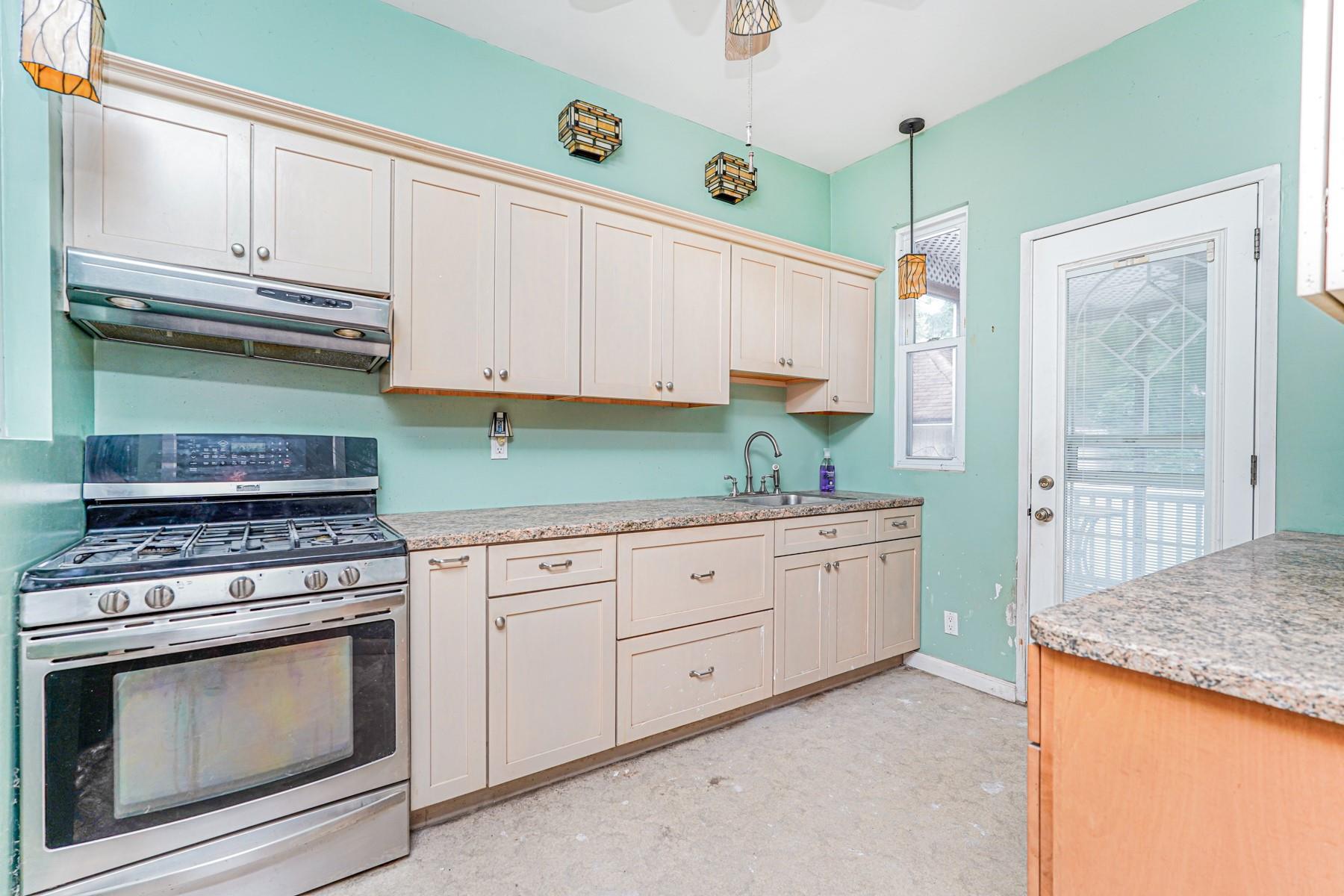 Single Family 18th  Brooklyn, NY 11226, MLS-879528-6