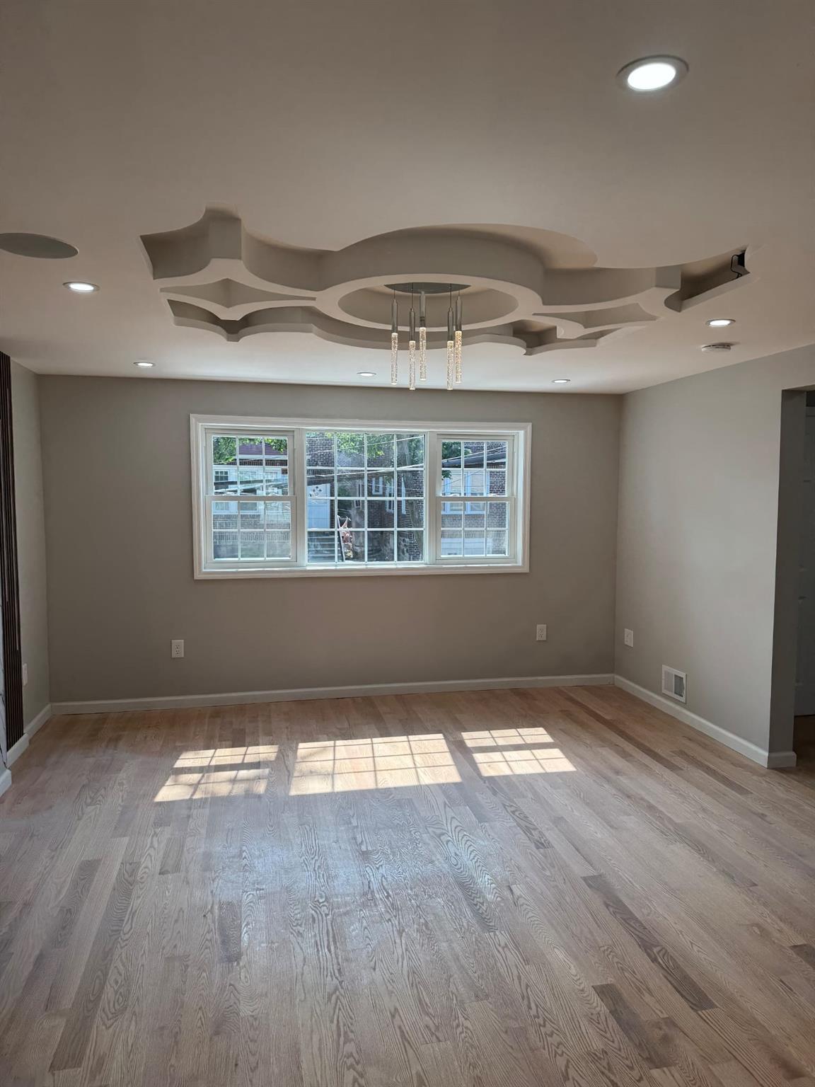 Single Family Murdock  Bronx, NY 10466, MLS-879551-5