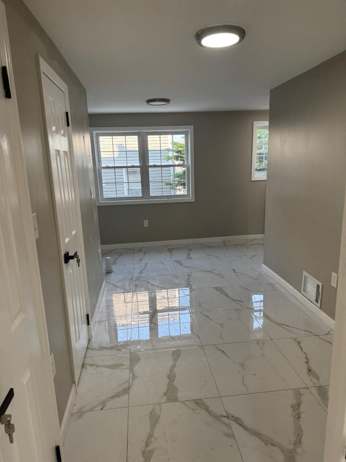 Single Family Murdock  Bronx, NY 10466, MLS-879551-9