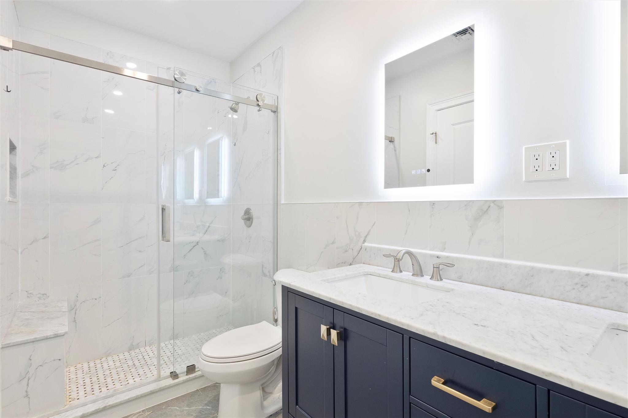 Single Family Jay Ave  Queens, NY 11378, MLS-879556-10