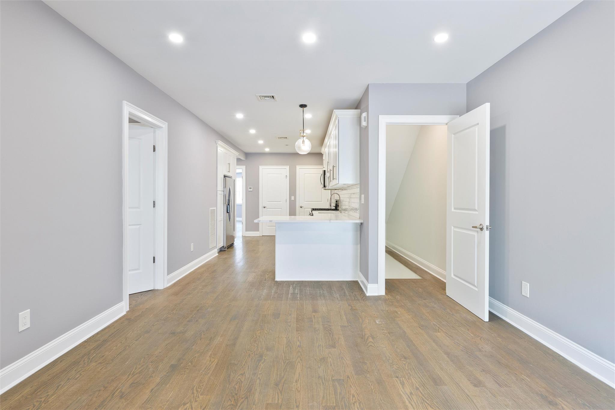 Single Family Jay Ave  Queens, NY 11378, MLS-879556-24