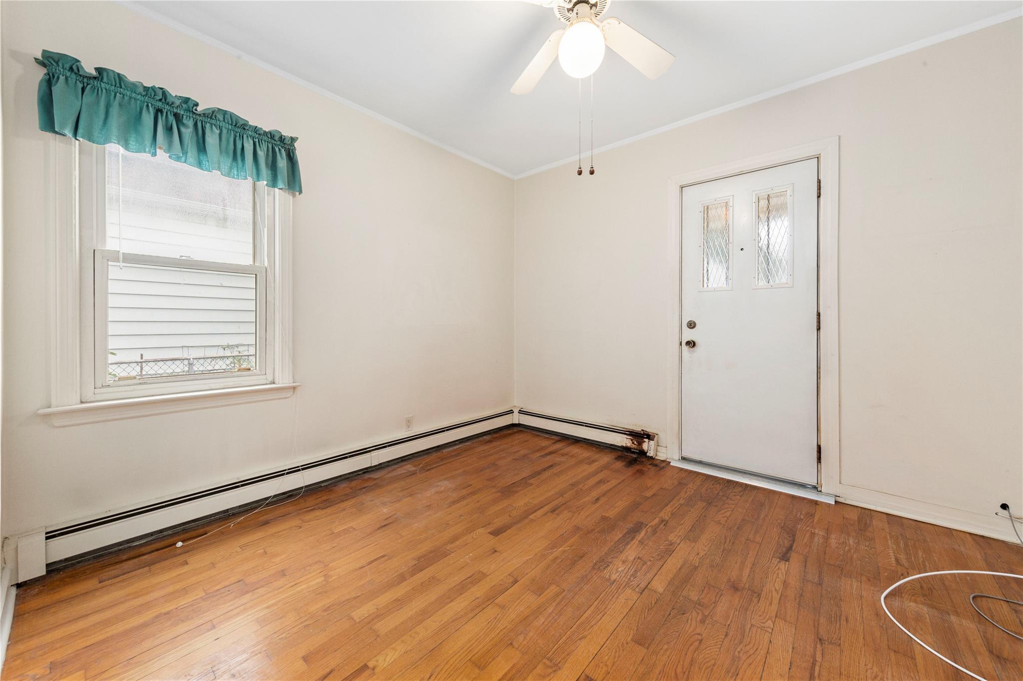 Single Family 187th  Queens, NY 11365, MLS-879562-10