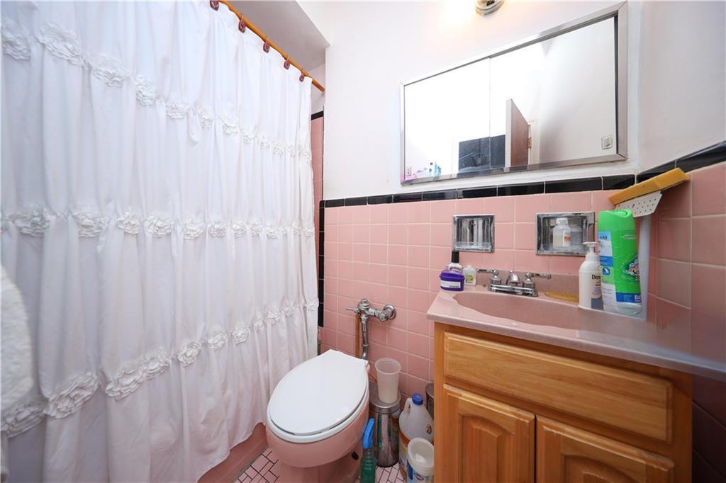 Single Family 54th  Brooklyn, NY 11234, MLS-879566-28