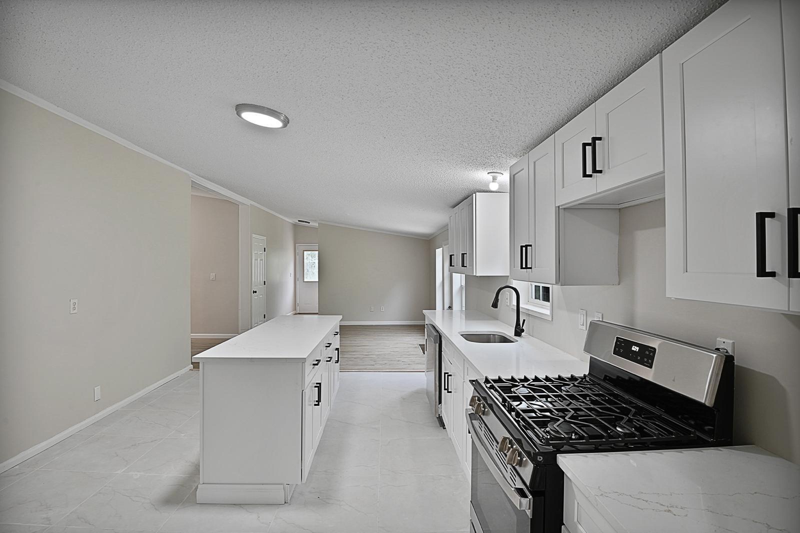 Single Family Airport  Sullivan County, NY 12754, MLS-879587-11
