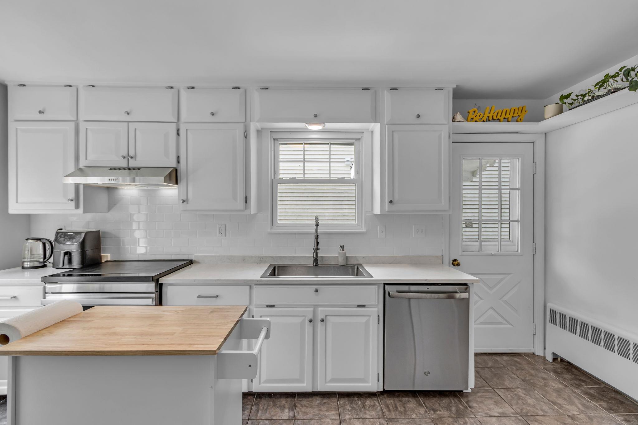 Single Family Washington  Dutchess County, NY 12508, MLS-879599-10