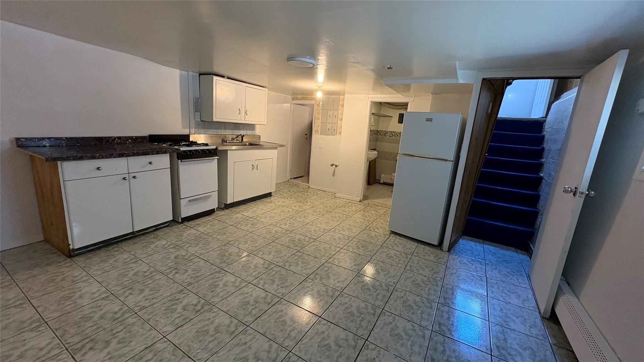 Single Family 185th  Queens, NY 11423, MLS-879615-10