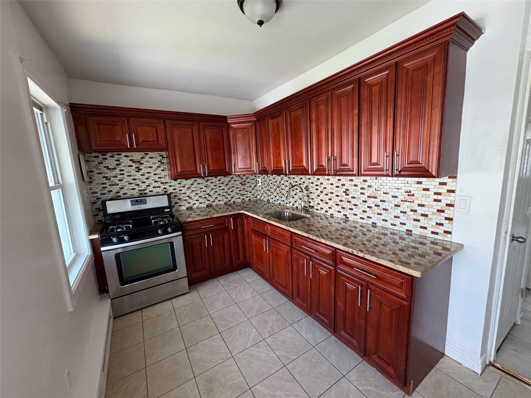 Single Family 185th  Queens, NY 11423, MLS-879615-17