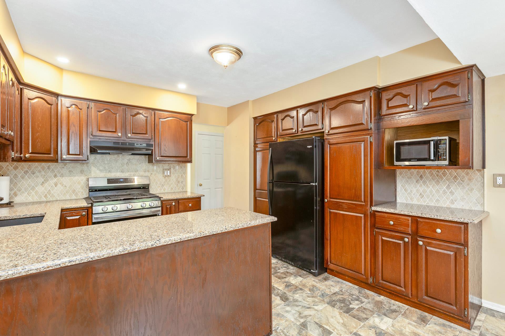 Single Family 4th  Suffolk County, NY 11955, MLS-879647-12