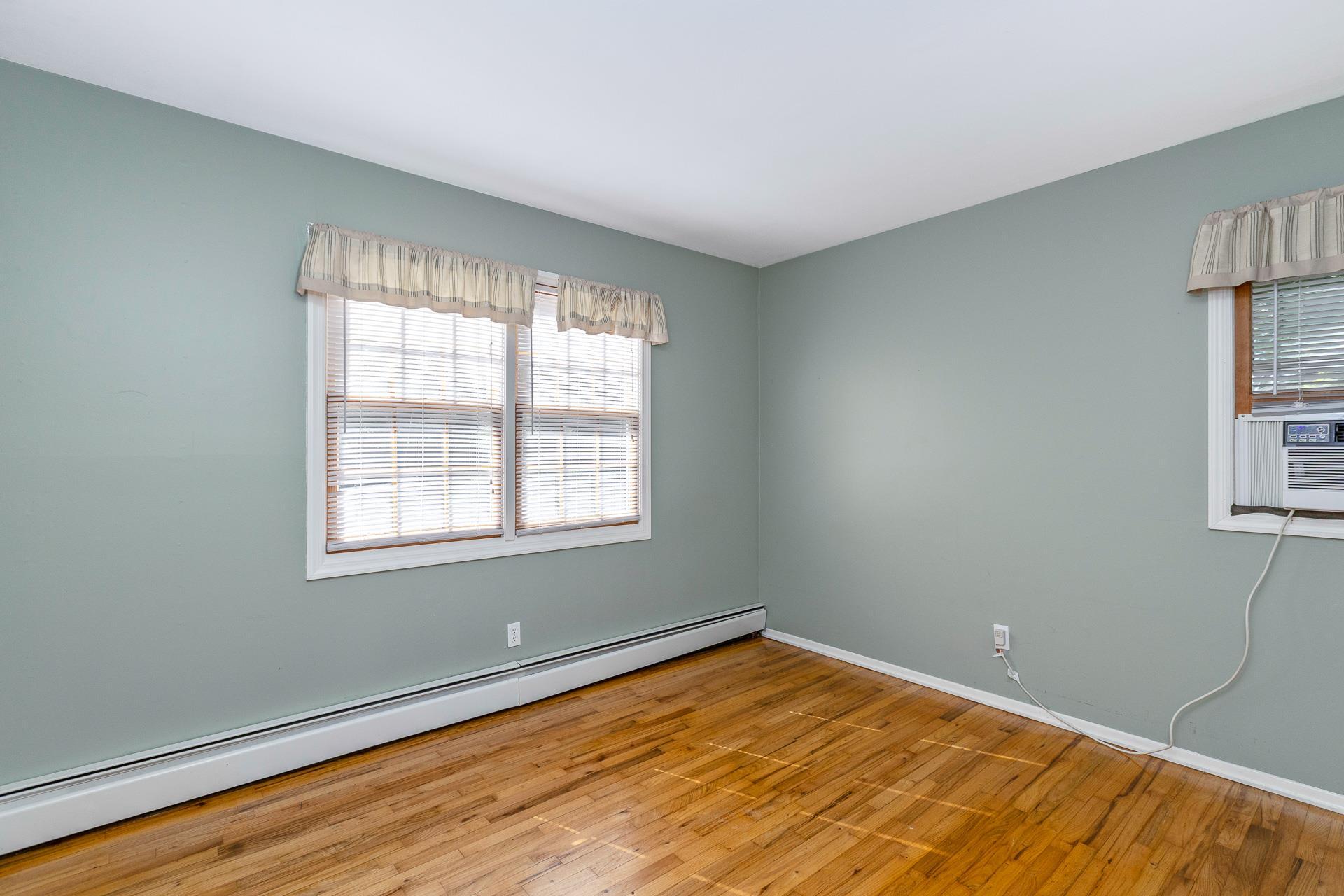 Single Family 4th  Suffolk County, NY 11955, MLS-879647-16
