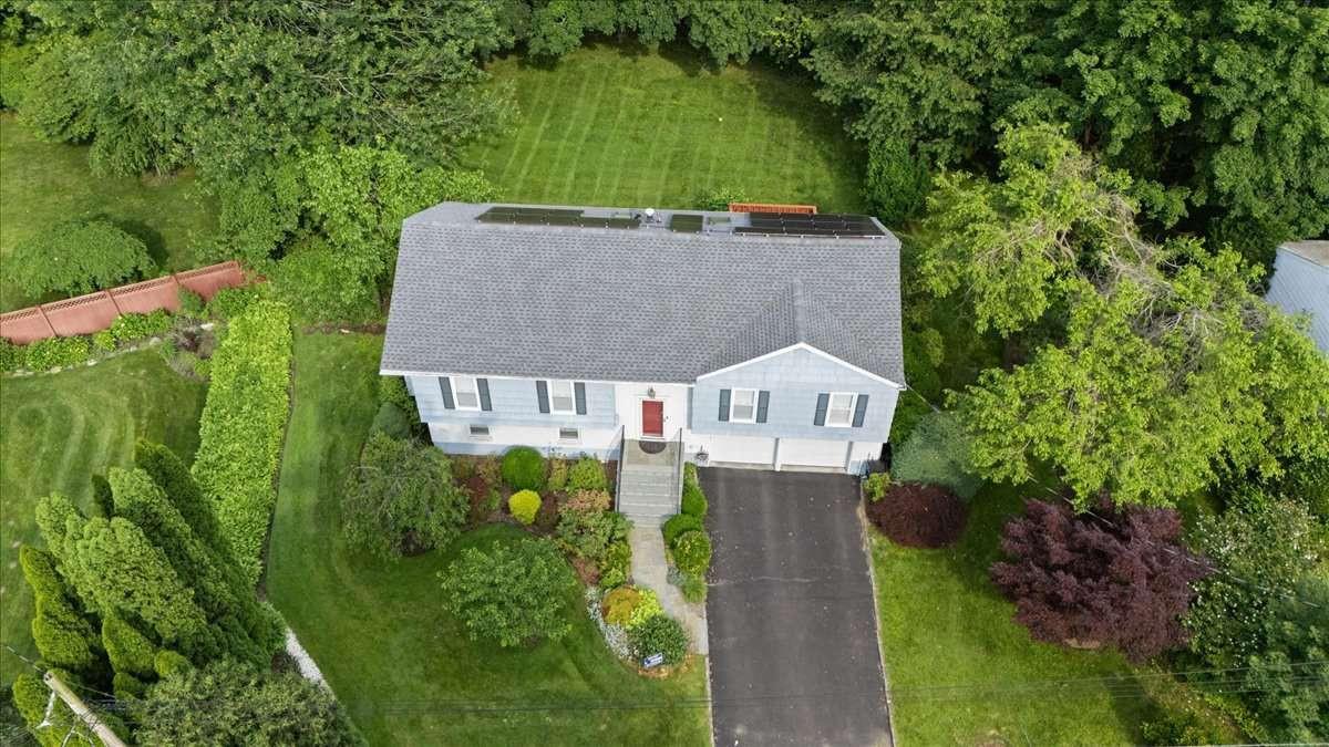 Single Family Edgemont  Westchester County, NY 10583, MLS-879653-2