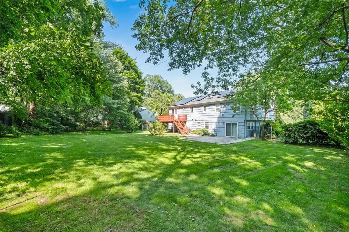 Single Family Edgemont  Westchester County, NY 10583, MLS-879653-25