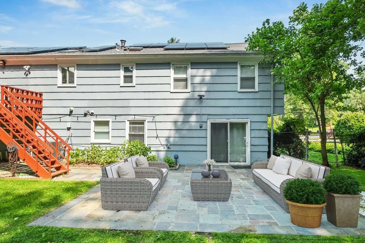 Single Family Edgemont  Westchester County, NY 10583, MLS-879653-26