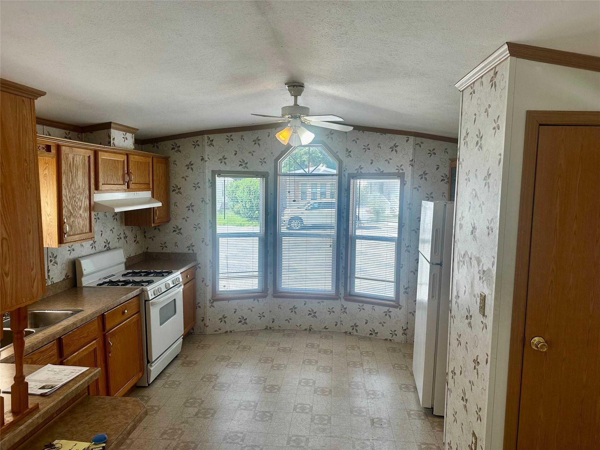 Single Family South  Dutchess County, NY 12590, MLS-879667-4