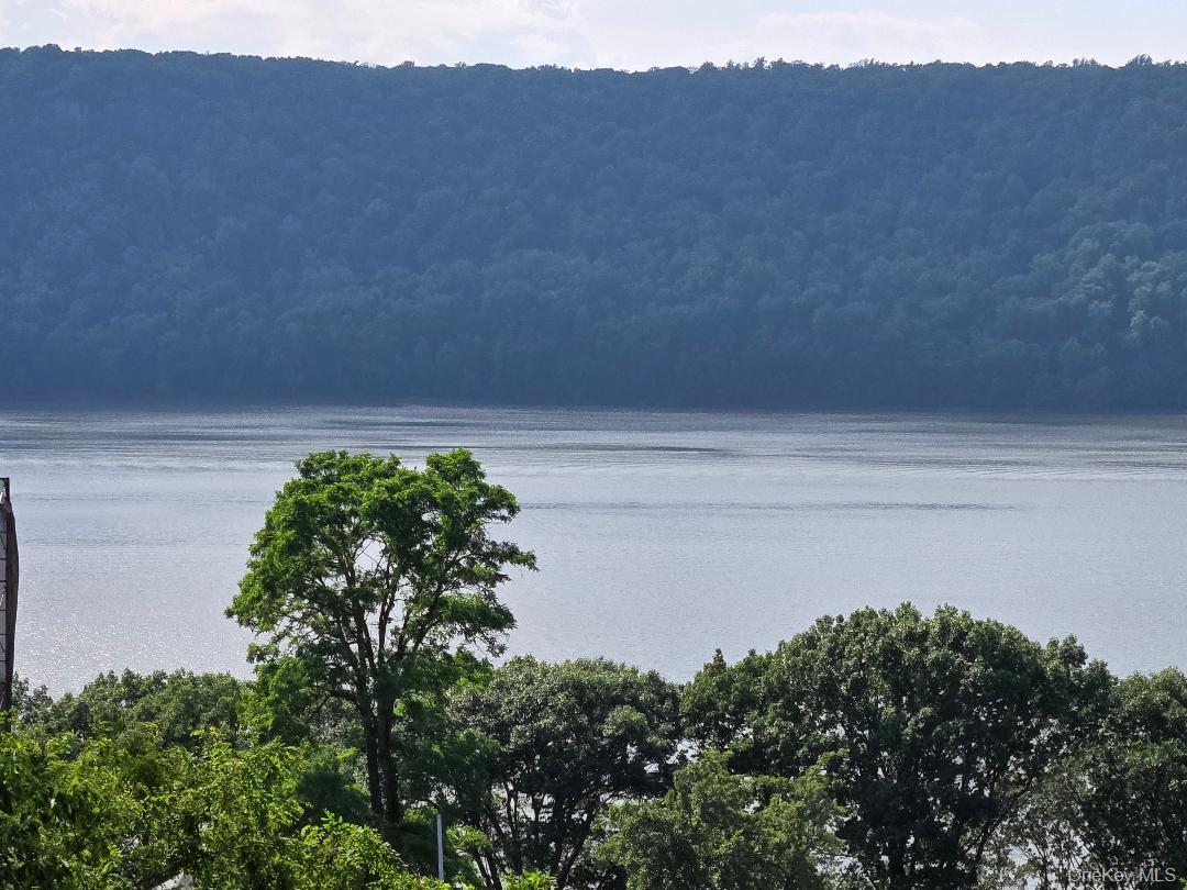 Single Family Arthur  Westchester County, NY 10701, MLS-879717-43