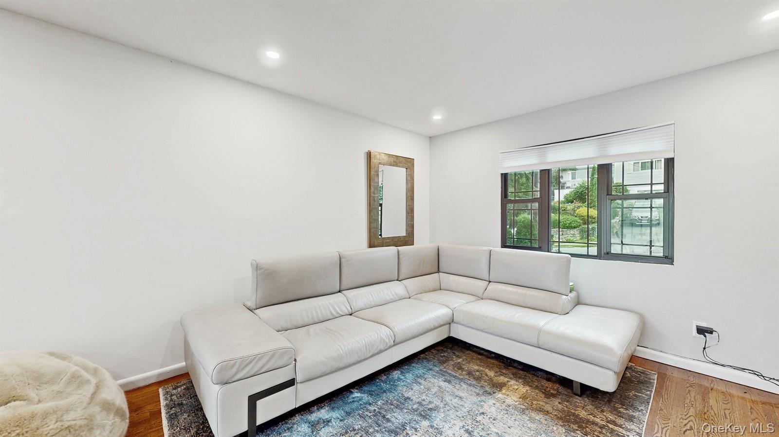 Single Family Arthur  Westchester County, NY 10701, MLS-879717-5