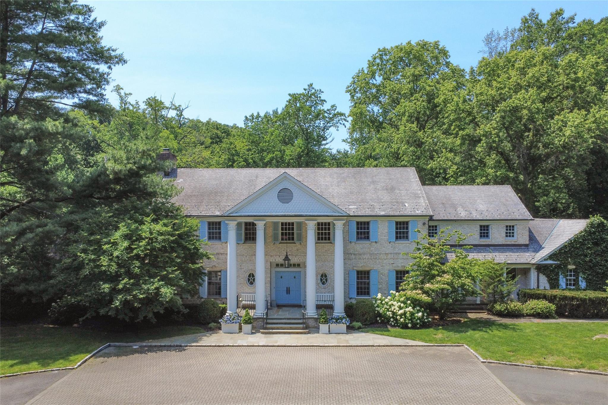 Single Family Danton  Nassau County, NY 11560, MLS-879735-30