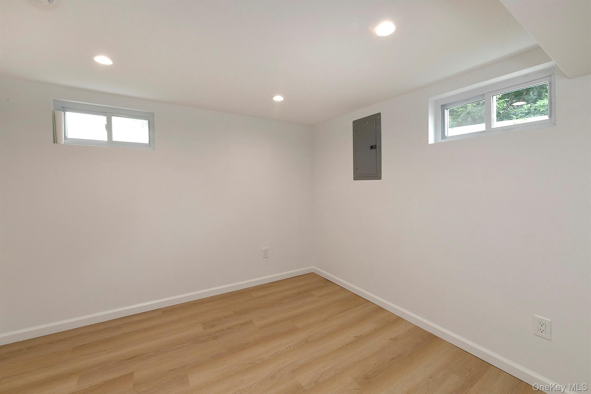 Single Family Ralph Young  Nassau County, NY 11542, MLS-879740-14