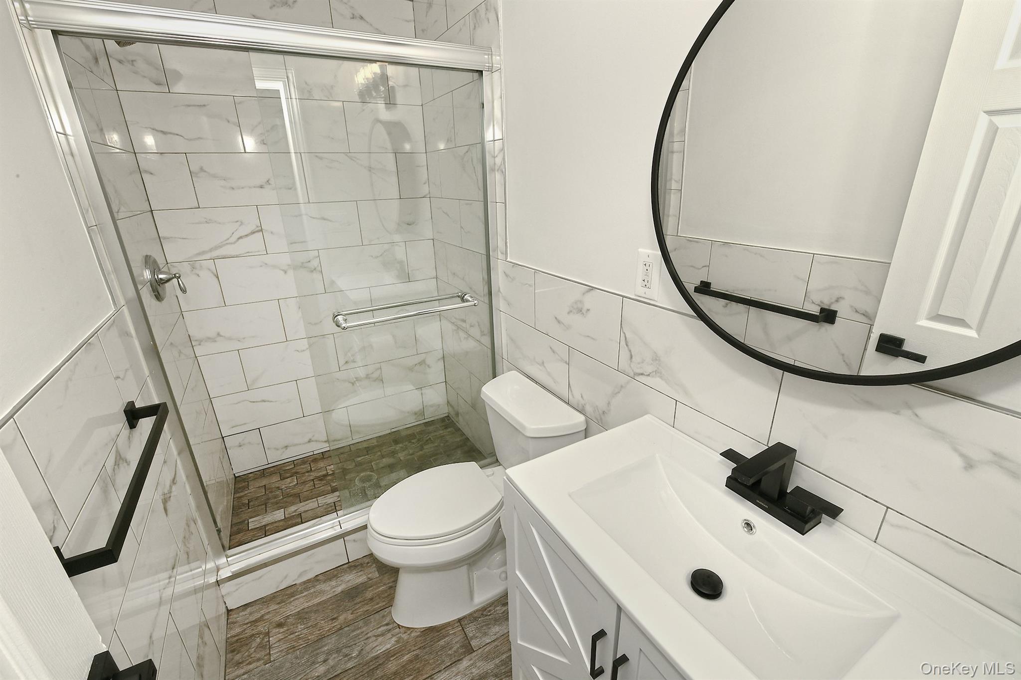 Single Family Ralph Young  Nassau County, NY 11542, MLS-879740-17