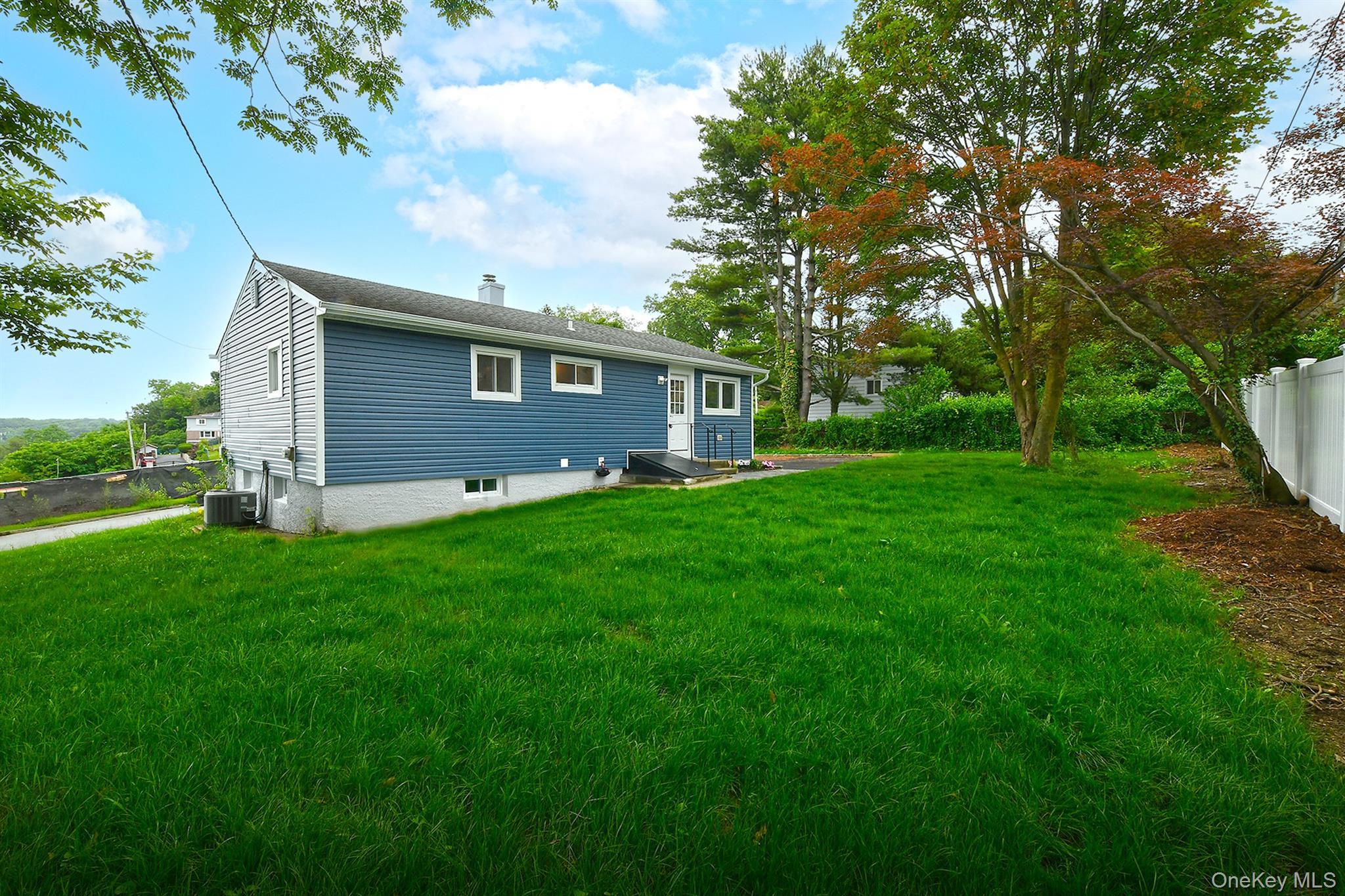 Single Family Ralph Young  Nassau County, NY 11542, MLS-879740-25