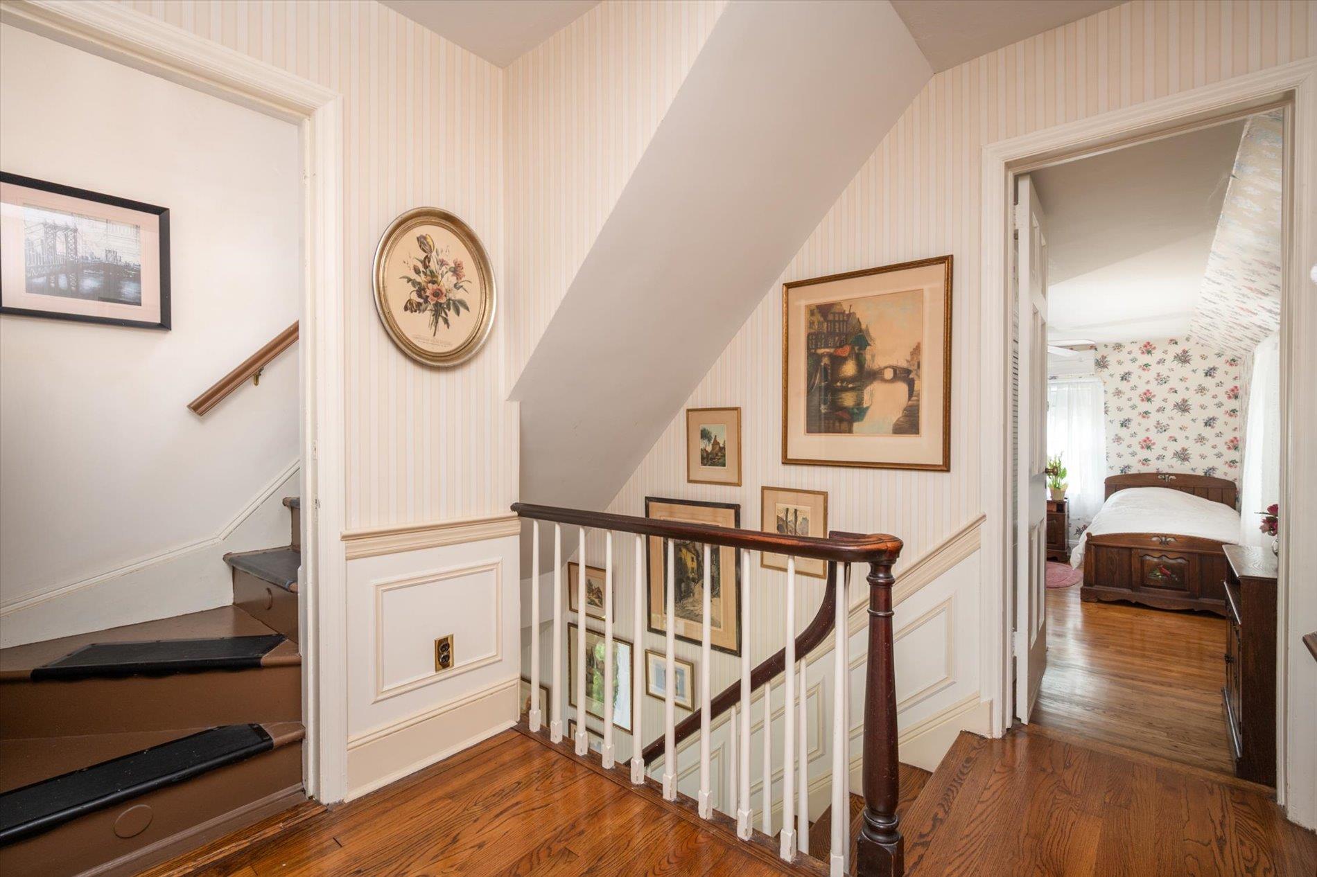 Single Family Mason  Nassau County, NY 11030, MLS-879742-18