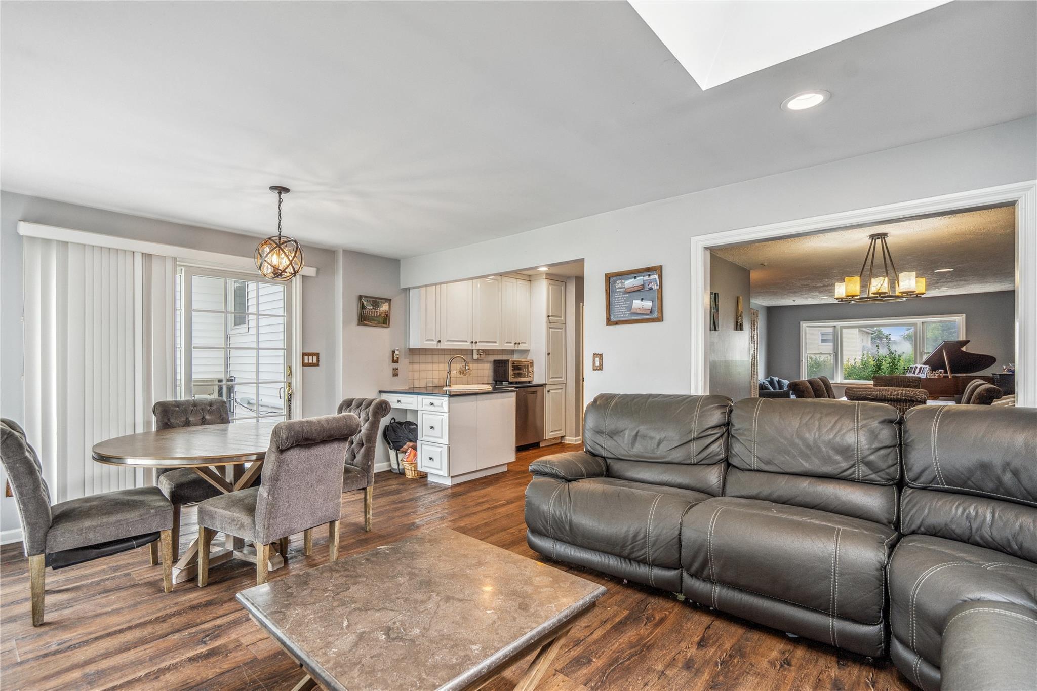 Single Family Circle  Nassau County, NY 11791, MLS-879743-14