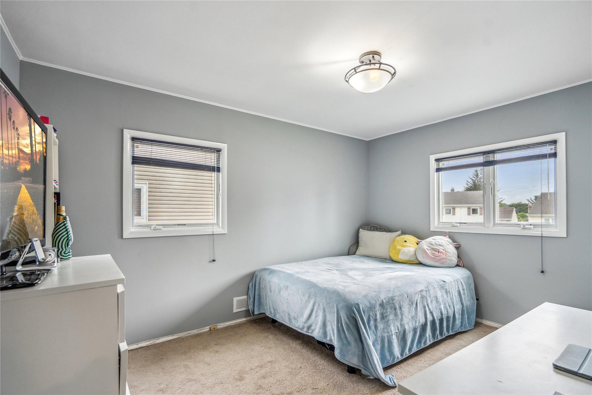 Single Family Circle  Nassau County, NY 11791, MLS-879743-22