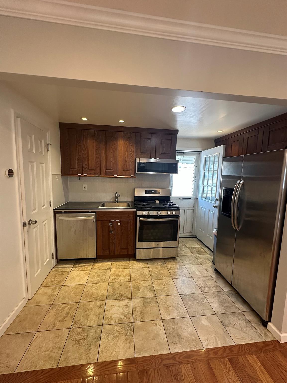 Single Family 202nd  Queens, NY 11361, MLS-879758-6